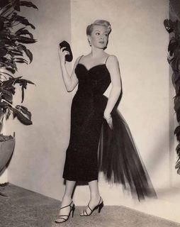Lana Turner feet photo 19