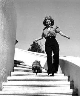 Lana Turner feet photo 5