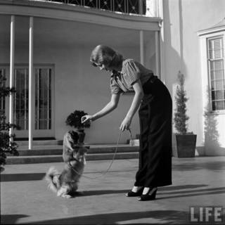 Lana Turner feet photo 17