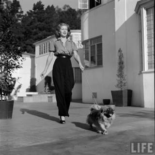 Lana Turner feet photo 16