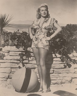 Lana Turner feet photo 8