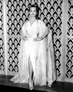 Lana Turner feet photo 19