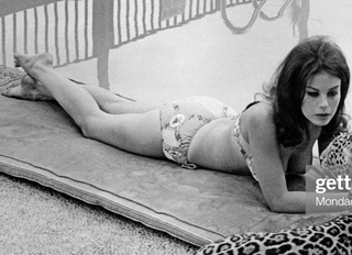 Lana Wood feet photo 15