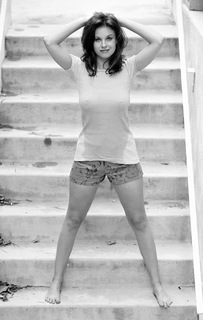 Lana Wood feet photo 3