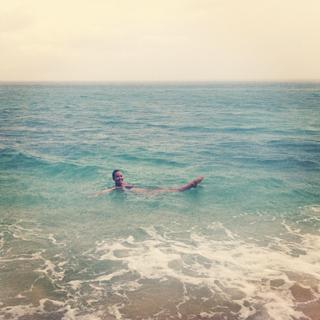 Lara Bingle feet photo 9