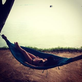 Lara Bingle feet photo 4