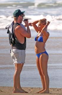 Lara Bingle feet photo 17