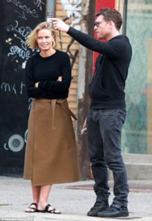 Lara Bingle feet photo 3