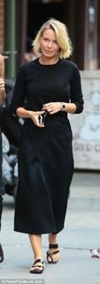 Lara Bingle feet photo 20