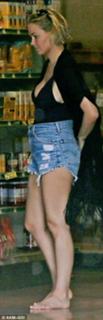 Lara Bingle feet photo 19
