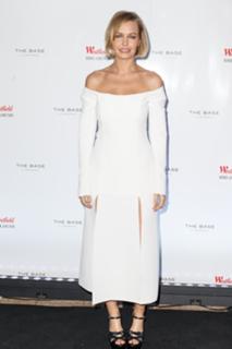 Lara Bingle feet photo 9