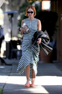 Lara Bingle feet photo 3