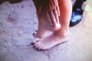 Lara Bingle feet photo 7