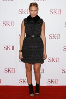 Lara Bingle feet photo 15