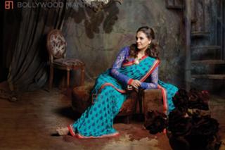 Lara Dutta feet photo thumbnail