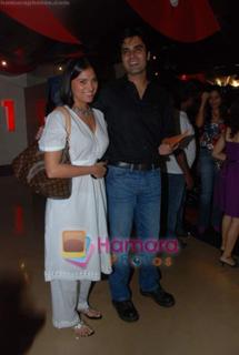 Lara Dutta feet photo thumbnail