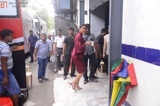 Lara Dutta feet photo thumbnail