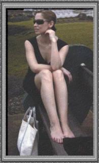 Lara Fabian feet photo 4