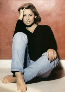 Lara Fabian feet photo 2