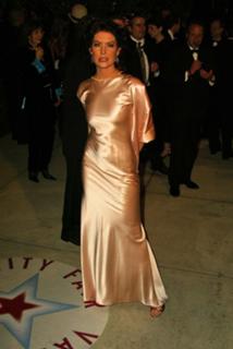 Lara Flynn Boyle feet photo thumbnail