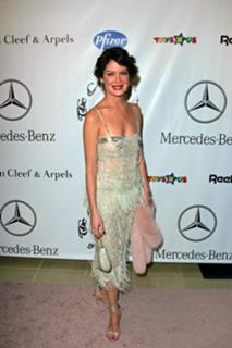 Lara Flynn Boyle feet photo thumbnail