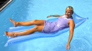 Lara Gut feet photo thumbnail