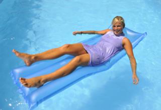 Lara Gut feet photo thumbnail