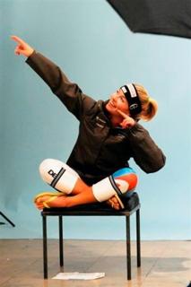 Lara Gut feet photo thumbnail