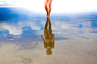 Lara Gut feet photo thumbnail