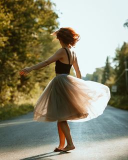 Lara Jean Chorostecki feet photo 14