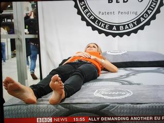 Lara Lewington feet photo 12
