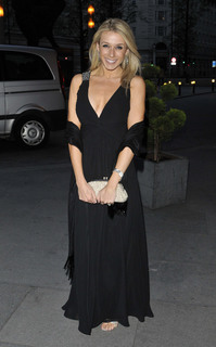 Lara Lewington feet photo 2