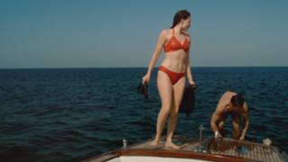 Lara Pulver feet photo thumbnail