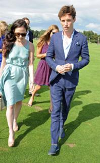 Lara Pulver feet photo thumbnail