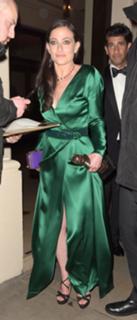 Lara Pulver feet photo thumbnail