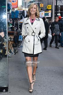 Lara Spencer feet photo thumbnail