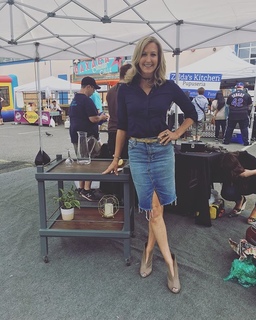 Lara Spencer feet photo thumbnail