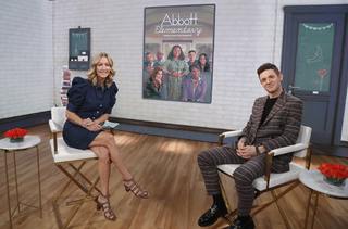 Lara Spencer feet photo thumbnail