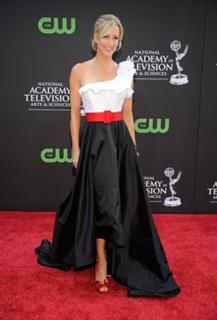 Lara Spencer feet photo thumbnail