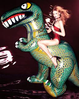Lara Stone feet photo 5