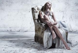 Lara Stone feet photo 12