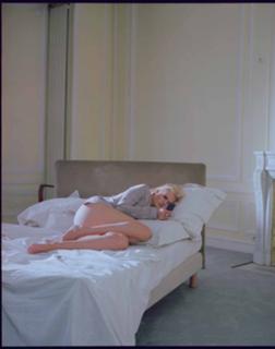 Lara Stone feet photo 16