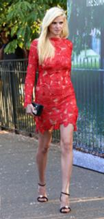 Lara Stone feet photo 12
