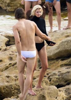 Lara Stone feet photo 18