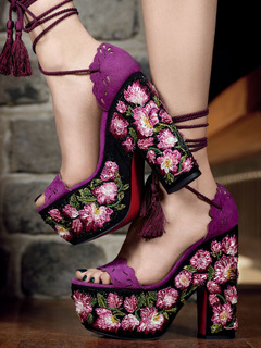 Lara Stone feet photo 17