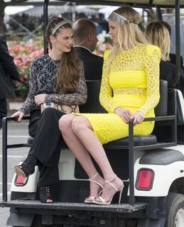 Lara Stone feet photo 20