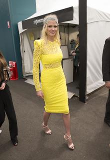 Lara Stone feet photo 18