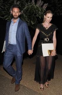 Lara Stone feet photo 12