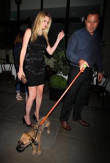 Lara Stone feet photo 7