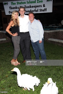 Lara Trump feet photo thumbnail